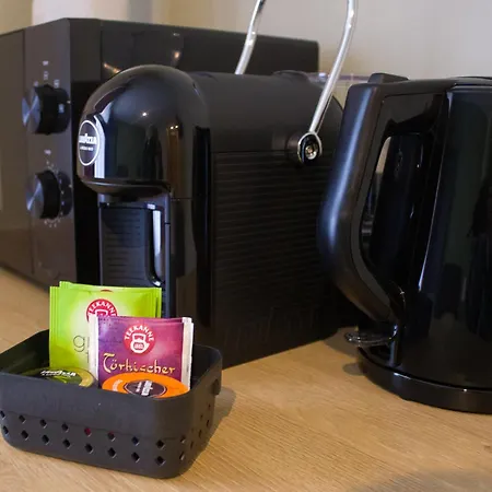 Moisa Ait Stuudiokorterid * 브루