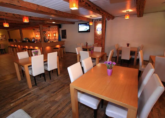 Moisa Ait Stuudiokorterid *